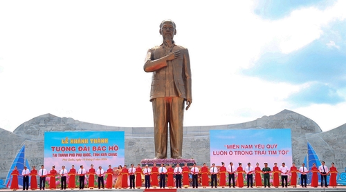 Inauguration d’un monument du Président Hô Chi Minh à Phu Quôc