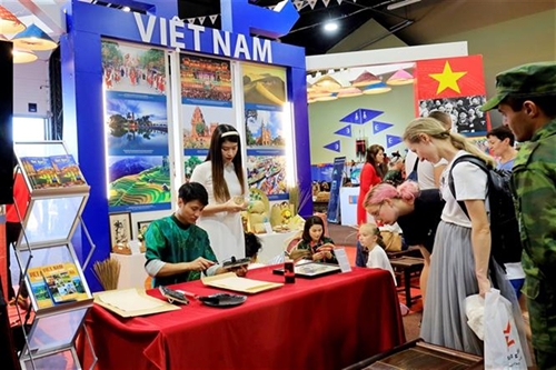 越南文化遗产亮相国际军事比赛（组图）