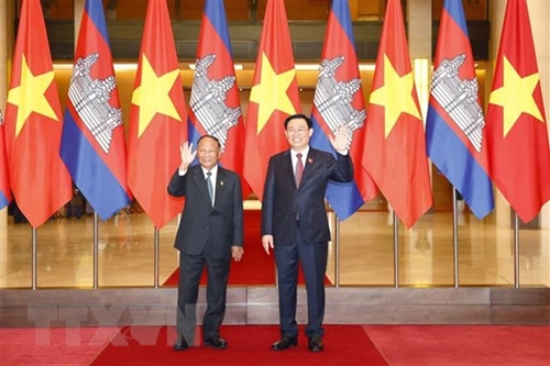 柬埔寨国会主席访越之旅：为推动越柬关系注入新动力