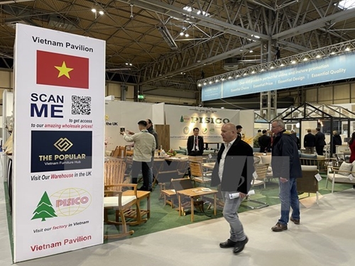 越南参加英国规模最大的家具展
