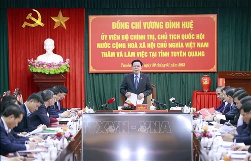 越南国会主席王廷惠：宣光省应有效挖掘革命之乡的优势