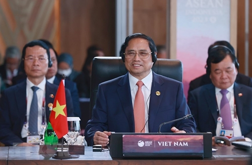 越南政府总理范明正出席第42届东盟峰会开幕式（组图）