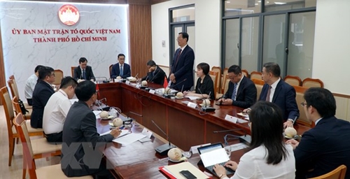 越南祖国阵线胡志明市委员会与中国辽宁省政协加强合作关系