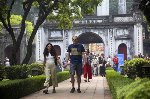 2023年越南接待国际游客达1260万人次