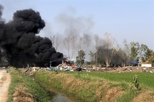 泰国烟花厂爆炸案 目前仍未发现幸存者