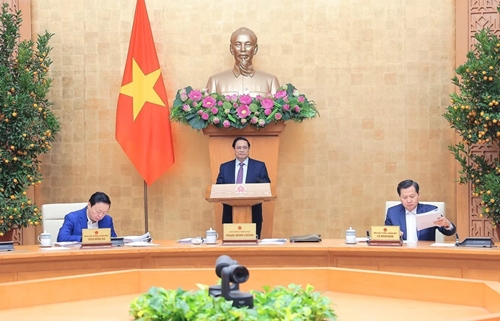 范明正总理主持政府2月份立法工作专题会议