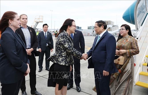越南政府总理范明正开始对新西兰进行正式访问