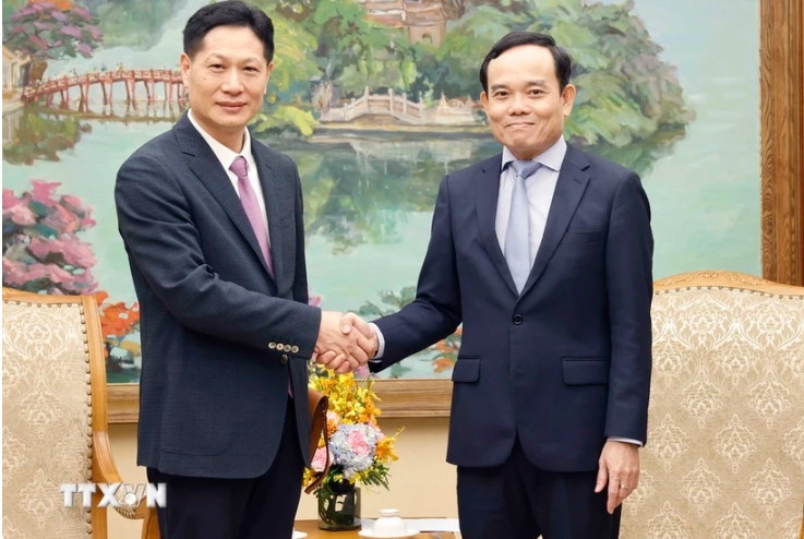 越南政府副总理陈流光会见中国企业代表团