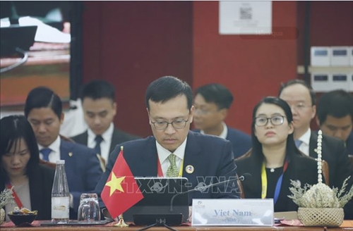 越南出席东盟金融银行政策对话会