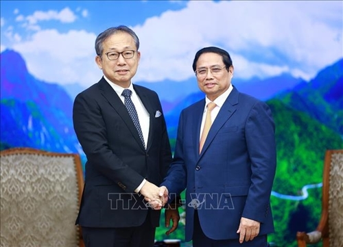 越南政府总理范明正会见前来辞行拜会的日本驻越南大使