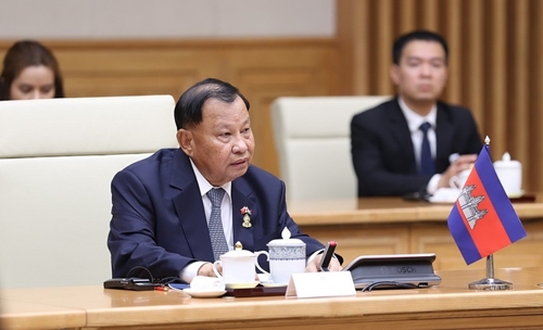 越南国会主席王廷惠致信祝贺赛冲亲王被任命为柬埔寨国王最高顾问