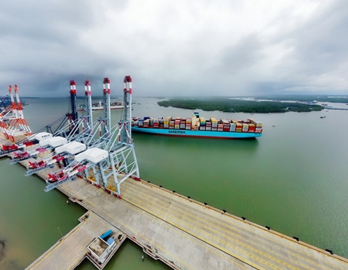 越南蔡梅港首次跻身全球30大集装箱港口之列