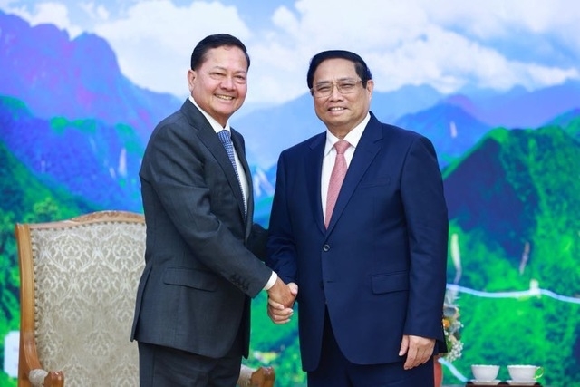 越南政府总理范明正会见柬埔寨副首相涅沙文
