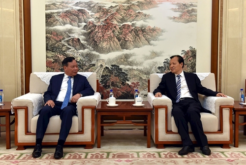 推动河内与北京关系成为越中地方合作的典范
