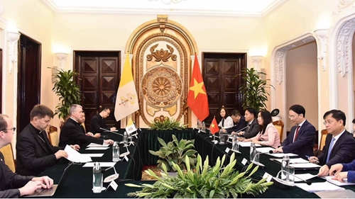 越南与梵蒂冈同意加强代表团互访和高层接触