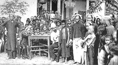 Вакцинация на юге Вьетнама в 1890-х годах