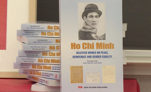 Вьетнамский доктор в Канаде написала книгу и создала онлайн -музей о президенте Хо Ши Мине
