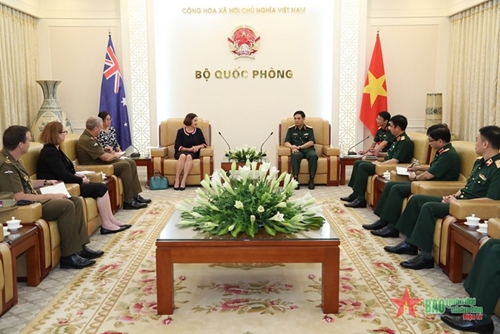 Вьетнам и Австралия стремятся активизировать оборонное сотрудничество