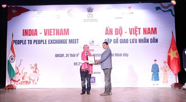 Содействие народному обмену между Вьетнамом и Индией