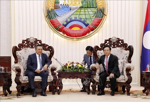Укрепление многопланового сотрудничества между Вьетнамом и Лаосом