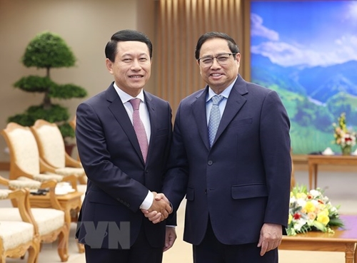 Премьер-министр Вьетнама принял вице-премьера, министра иностранных дел Лаоса