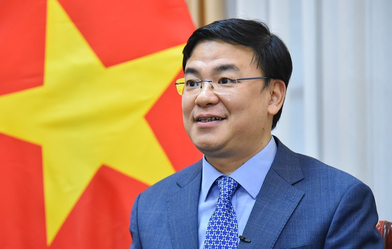 Тин помощь. Министр иностранных дел Лаоса.