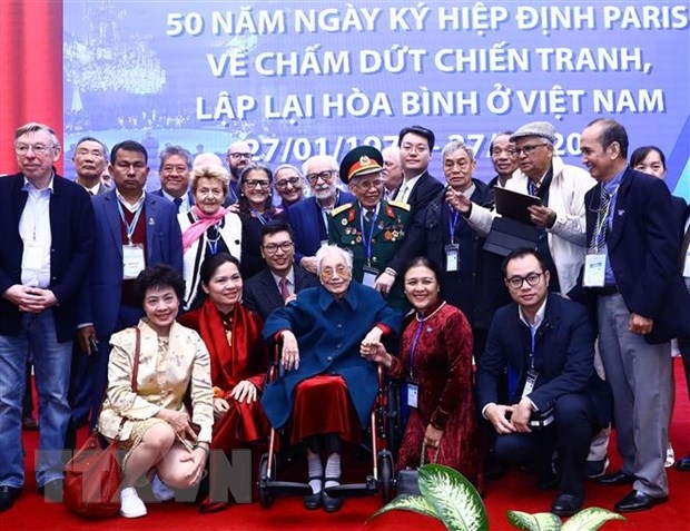 Празднование 50-й годовщины со дня подписания Парижского соглашения о прекращении войны и восстановлении мира во Вьетнаме