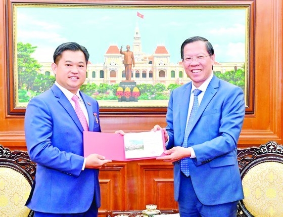 Хошимин и населенные пункты Камбоджи укрепляют сотрудничество