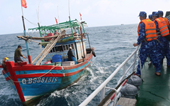 Оказание помощи рыбакам, занимающихся рыболовством в море