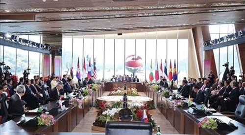 42-й саммит АСЕАН подтверждать важность мира, безопасности и свободы судоходства и полетов в Восточном море