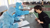 Вьетнам рассмотрит возможность понижения статуса COVID-19 до гриппоподобного