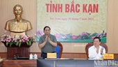 Премьер-министр Вьетнама провел рабочую встречу с Постоянным бюро Парткома провинции Баккан
