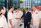 Премьер-министр Фам Минь Тинь принял участие в учредительном съезде Союза бывших народных милиционеров Вьетнама