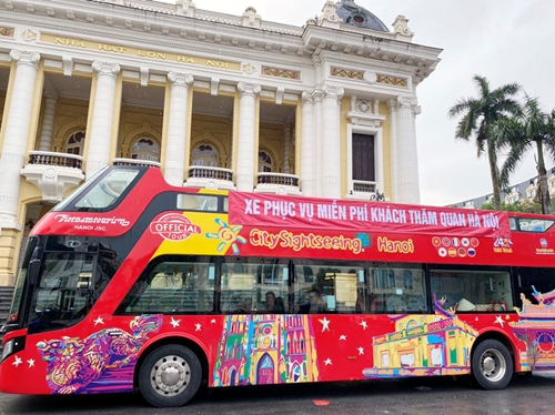 Ханой предлагает бесплатные поездки на двухэтажных автобусах в праздничные дни