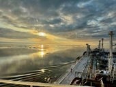 Газпром впервые поставил партию собственного СПГ по Северному морскому пути в Китай