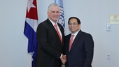 Премьер-министр Вьетнама провел встречу с Президентом Кубы на полях 78-й сессии Генеральной Ассамблеи ООН