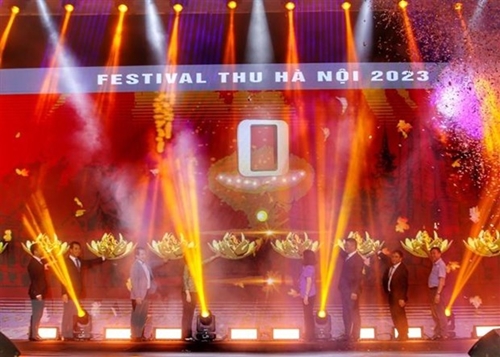 В Ханое открылся осенний фестиваль