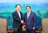 Премьер-министр Вьетнама принимает финансового директора Samsung Group