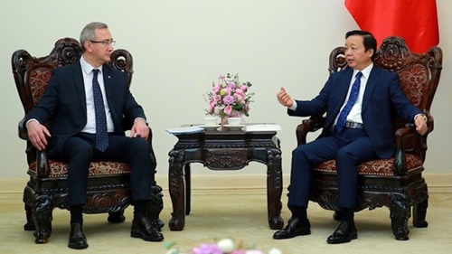 Вице-премьер Чан Хонг Ха принял губернатора Калужской области
