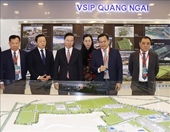 Президент Во Ван Тхыонг принял участие в церемонии празднования 10-летия со дня создания VSIP в провинции Куангнгай