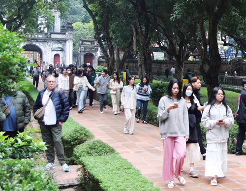 Ханой в 2023 году рекордное число туристов и доходов