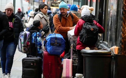 Число лиц, незаконно пересекших границы ЕС, составило 380 тыс человек в 2023 году
