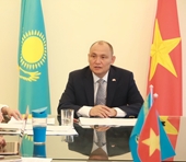 Казахстан желает форсировать сотрудничество с Вьетнамом в сфере железнодорожного транспорта