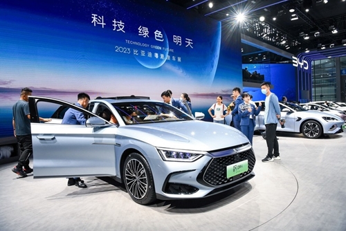Китай обогнал Японию по экспорту автомобилей в 2023 году