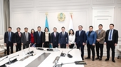 Секретарь парткома провинции Кханьхоа Нгуен Хай Нинь работал с руководителями города Алматы Казахстан