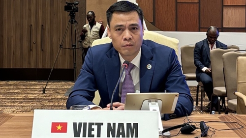 Вьетнам будет вместе с АСЕАН поддерживать Мьянму в продвижении мирного и устойчивого решения