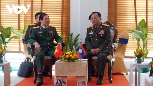 Укрепление оборонного сотрудничества между Вьетнамом, Лаосом и Камбоджей