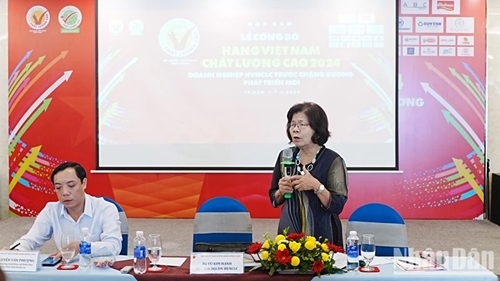 Около 530 предприятий получили сертификаты на высококачественные вьетнамские товары