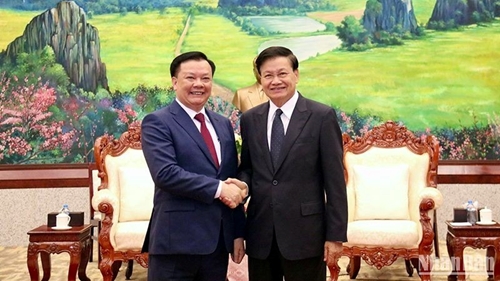 Сотрудничество между Ханоем и Вьентьяном содействуют развитию вьетнамско-лаосских особых отношений