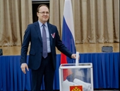 Россияне во Вьетнаме выбирают Президента